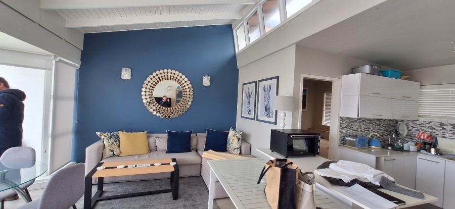 To Let 2 Bedroom Property for Rent in Sea Point Western Cape